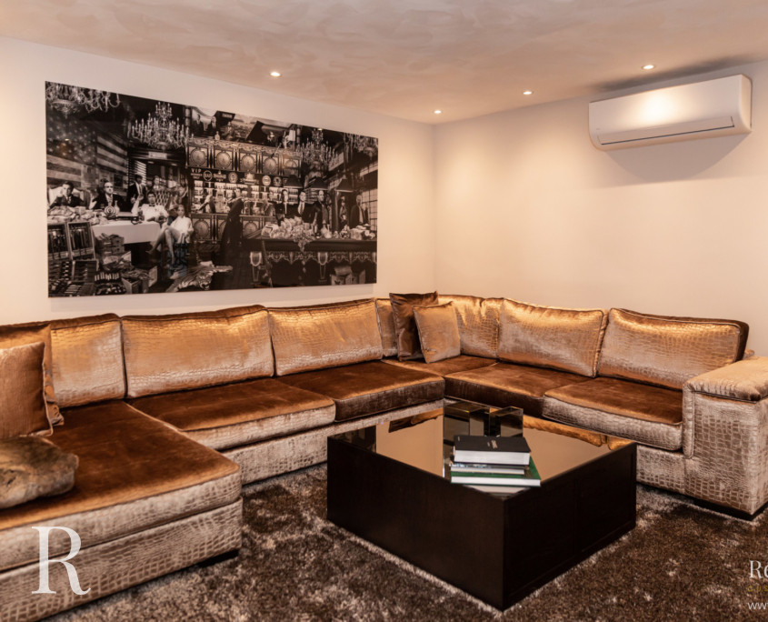 Luxe bank glans velvet