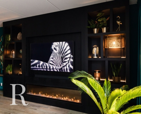 Relaxury in Wageningen voor cinewall met sfeerhaard, flatscreen en verlichting