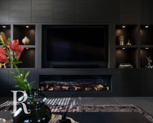 Project van Relaxury in Nuenen cinewall met sfeerhaard