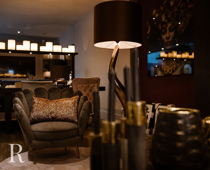 Relaxury showroom meubels