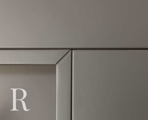 Zwarte cinewall van Relaxury in Lisserbroek