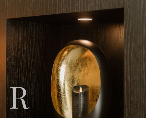 Zwarte cinewall met accessoires